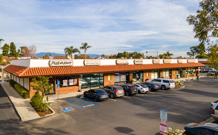Pictures of Retail property located at 467 W Channel Islands Blvd, Port Hueneme, CA 93041 for lease - image #1