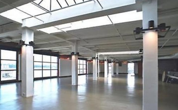 Pictures of Office property located at W 20th St, New York, NY 10011 for lease - image #1