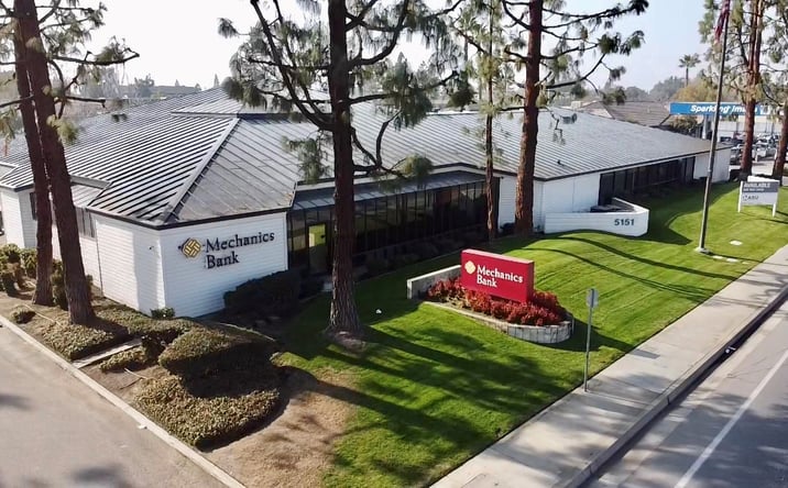 Pictures of Office property located at 5151 Stockdale Hwy, Bakersfield, CA 93309 for lease - image #1
