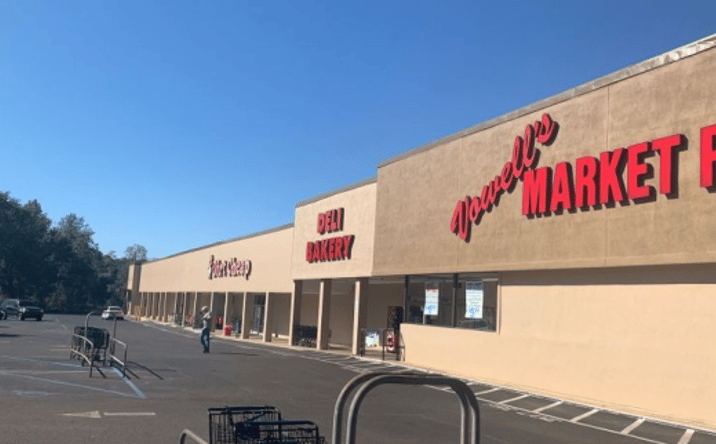 Pictures of Retail property located at 716 Pecan Ave, Philadelphia, MS 39350 for lease - image #1