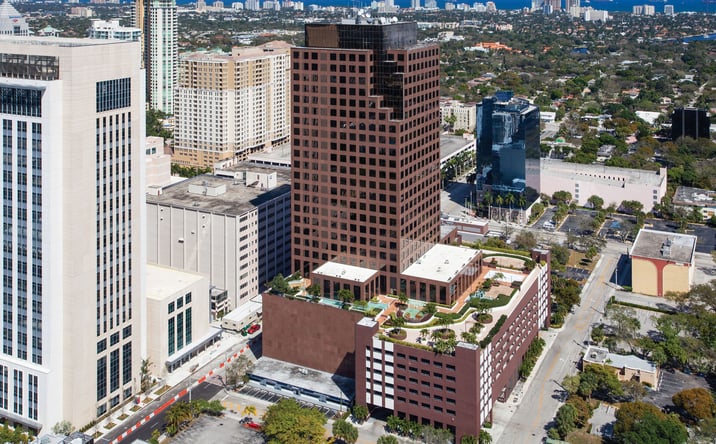 Pictures of Retail, Restaurant property located at 110 SE 6th St, Fort Lauderdale, FL 33301 for lease - image #1