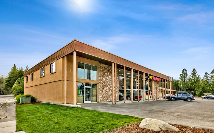 Pictures of Office property located at 960 Emerald Bay Rd, South Lake Tahoe, CA 96150 for lease - image #1
