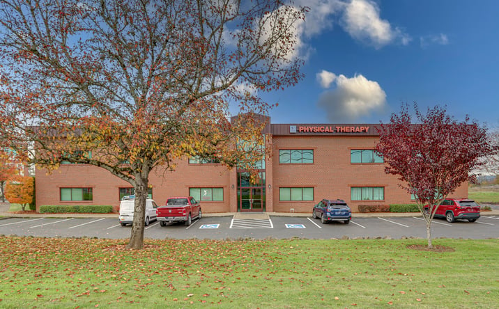 Pictures of Office property located at 20055 SW Pacific Hwy, Sherwood, OR 97140 for lease - image #1