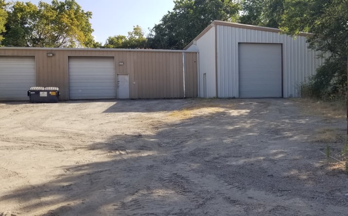 Pictures of Industrial property located at 208 Howard Rd, Waxahachie, TX 75165 for lease - image #1