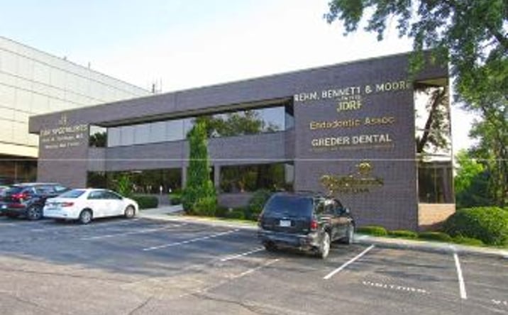 Pictures of Office property located at 9202 W Dodge Rd, Omaha, NE 68114 for lease - image #1