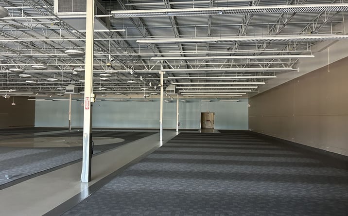 Pictures of Retail property located at 5701-5875 Belleville Crossing St, Belleville, IL 62226 for lease - image #1