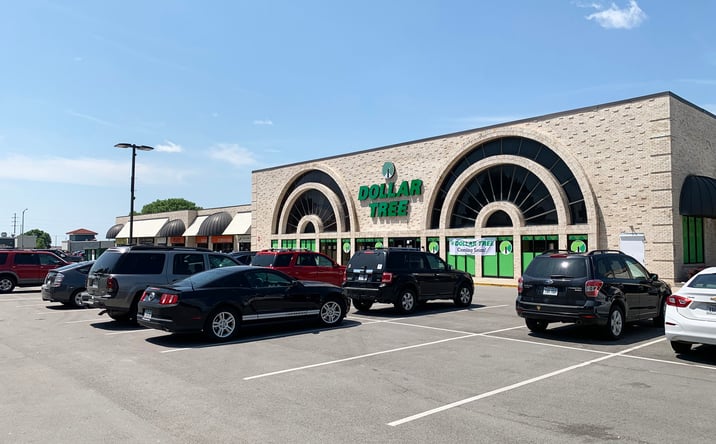 Pictures of Retail property located at 5002 S 108th St, Omaha, NE 68137 for lease - image #1