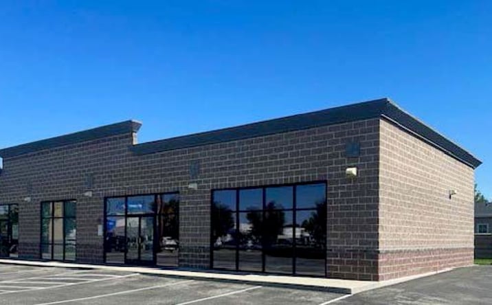 Pictures of Retail property located at 7470 W State St, Garden City, ID 83714 for lease - image #1