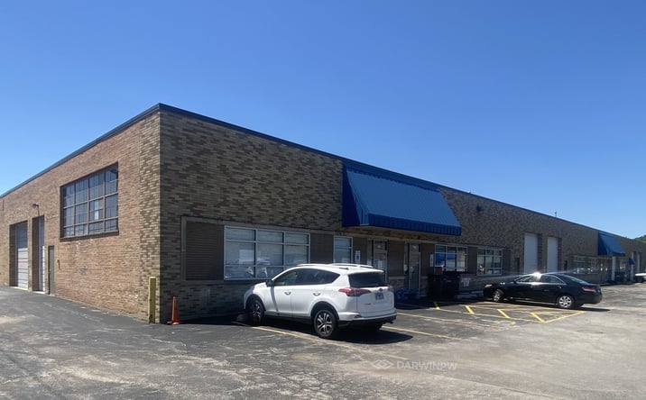 Pictures of Industrial property located at 707-717 South Vermont Street, Palatine, IL 60067 for lease - image #1