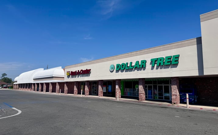 Pictures of Retail property located at 128 Gause Blvd, Slidell, LA 70458 for lease - image #1