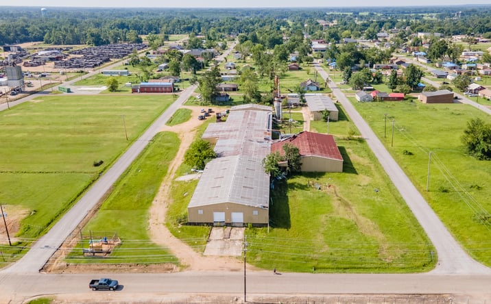 Pictures of Industrial property located at 210 108th St, Amory, MS 38821 for lease - image #1