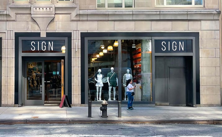 Pictures of Retail property located at 1517 3rd Ave, New York, NY 10028 for lease - image #1