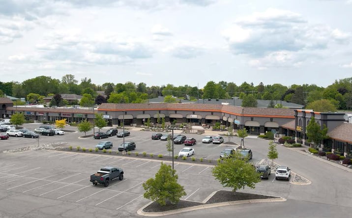 Pictures of Retail, Office, Restaurant property located at 2040 N Aurelius Rd, Holt, MI 48842 for lease - image #1
