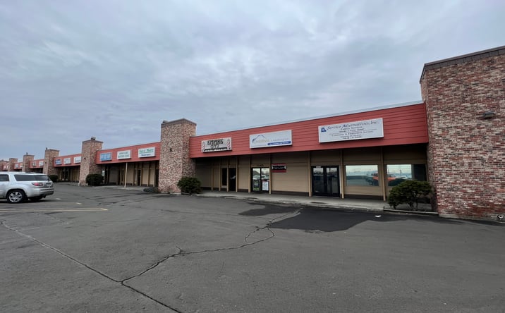 Pictures of Retail, Office property located at W Broadway Ave, Moses Lake, WA 98837 for lease - image #1