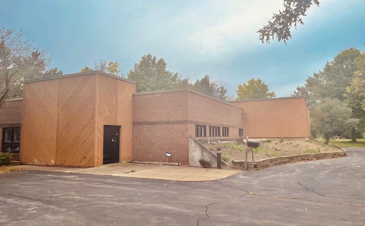 Pictures of Office property located at 3633 Commerce Place, Hamburg, NY 14075 for lease - image #1
