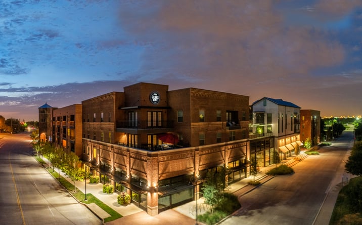 Pictures of Retail property located at 444 E. Dallas Rd., Grapevine, TX 76051 for lease - image #1