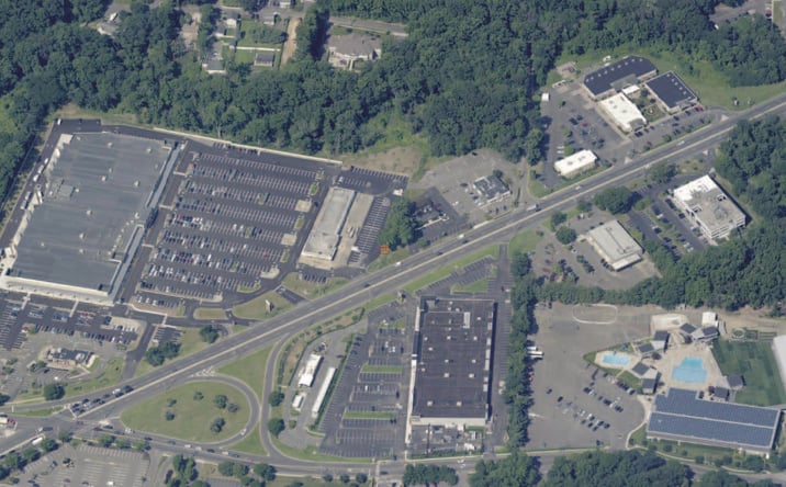 Pictures of Retail, Restaurant property located at 1580 Route 35, Middletown Township, NJ 07748 for lease - image #1