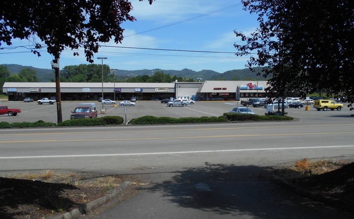 Pictures of Retail, Office property located at 4601 Carnes Rd, Roseburg, OR 97470 for lease - image #1