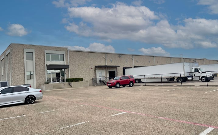Pictures of Industrial property located at 1810 Kelly Blvd, Carrollton, TX 75006 for lease - image #1