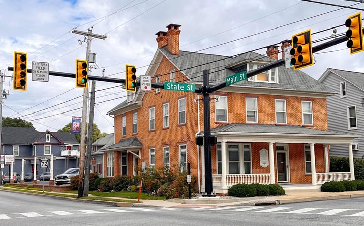 Pictures of Office property located at 2011 State St, East Petersburg, PA 17520 for lease - image #1