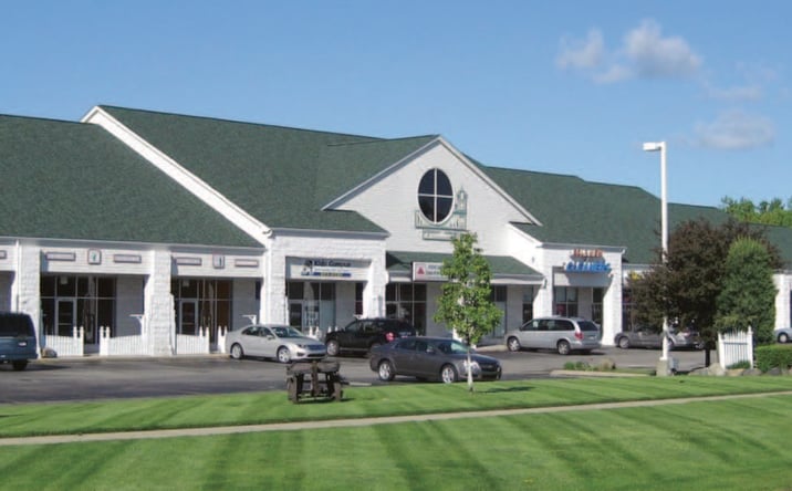 Pictures of Retail, Office property located at 38121 Utica Rd, Sterling Heights, MI 48312 for lease - image #1