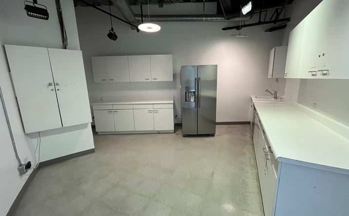Pictures of Office property located at 3015 Main Street, Santa  Monica, CA 90405 for lease - image #1