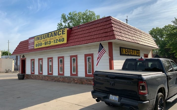 Pictures of Retail, Office, Restaurant property located at 21950 Woodward Ave, Ferndale, MI 48220 for lease - image #1