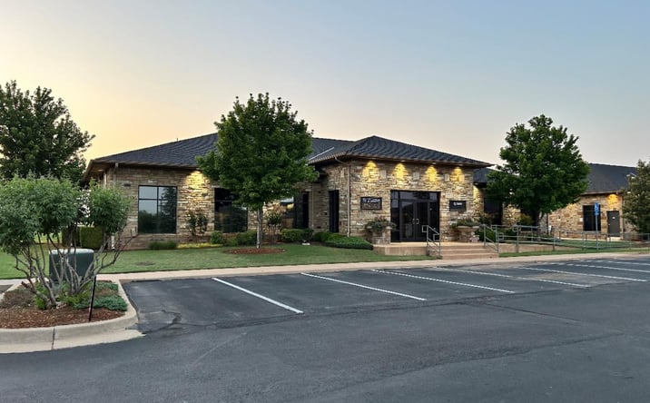Pictures of Office property located at 2537 S Kelly Ave, Edmond, OK 73013 for lease - image #1
