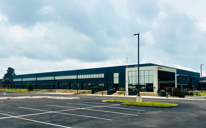 Pictures of Industrial property located at 600 James S. McDonnell Blvd, Hazelwood, MO 63042 for lease - image #1
