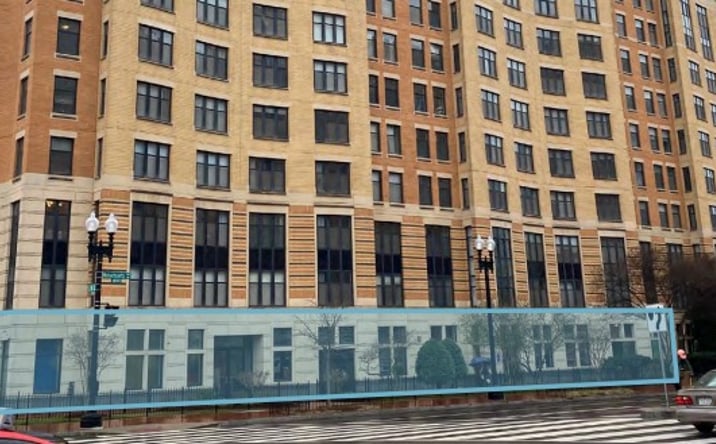 Pictures of Retail property located at 400 Massachusetts Ave NW, Washington, DC 20001 for lease - image #1