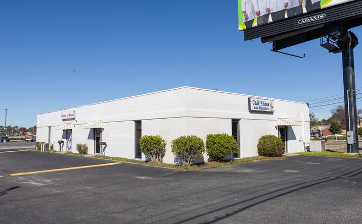 Pictures of Office, Retail property located at 1927 W Palmetto St, Florence, SC 29501 for lease - image #1