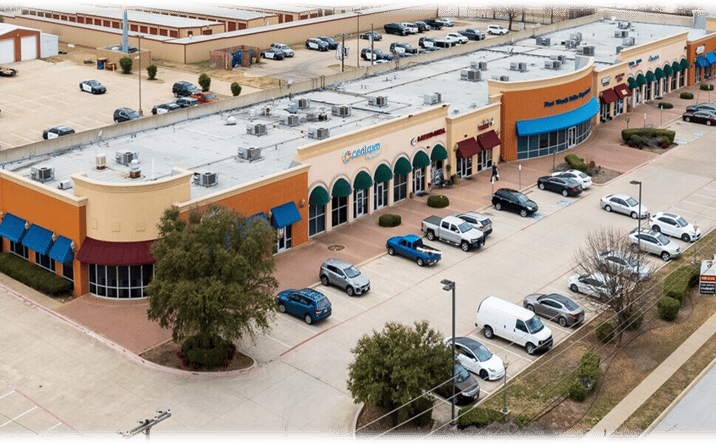 Pictures of Retail, Restaurant property located at 7650 McCart Ave, Fort Worth, TX 76133 for lease - image #1