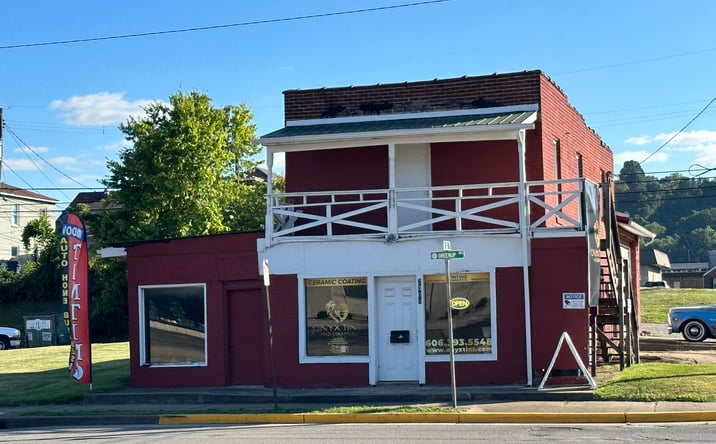 Pictures of Retail, Industrial, Office property located at 2300 Greenup Ave, Ashland, KY 41101 for lease - image #1