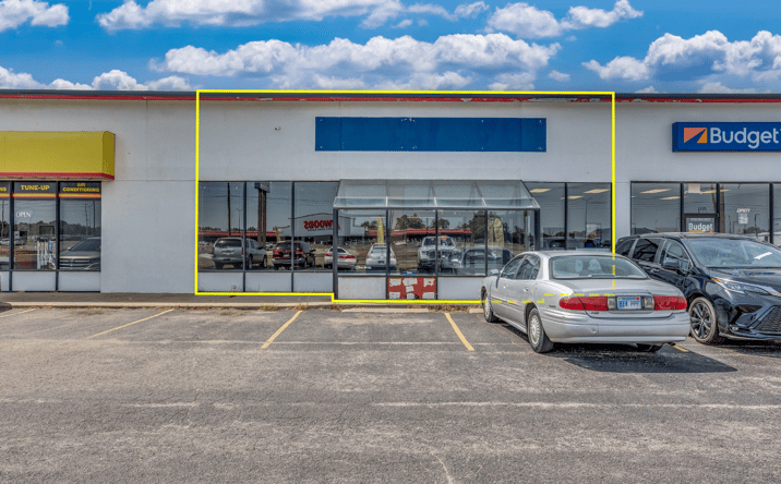 Pictures of Retail property located at 1223 E 30th Ave, Hutchinson, KS 67502 for lease - image #1