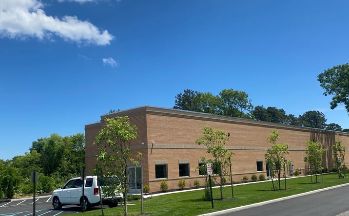 Pictures of Industrial property located at 889 Sylvan Ave, Bayport, NY 11705 for lease - image #1