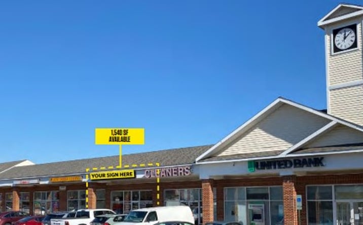 Pictures of Retail property located at 46005 Regal Plaza, Sterling, VA 20165 for lease - image #1