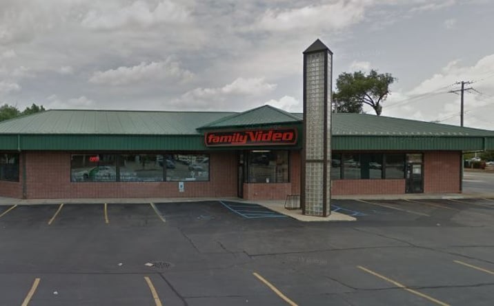 Pictures of Retail property located at 2410 Essington Rd, Joliet, IL 60434 for lease - image #1