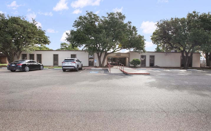 Pictures of Office property located at 3303 67th St, Lubbock, TX 79413 for lease - image #1