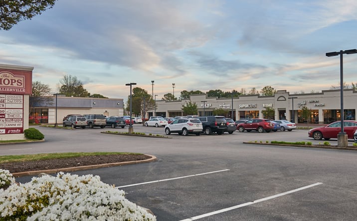 Pictures of Retail property located at 875 W. Poplar Avenue, Collierville, TN 38017 for lease - image #1