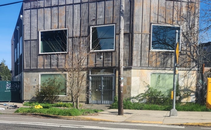 Pictures of Retail, Office, Special Purpose property located at 6031 SE Foster Rd, Portland, OR 97206 for lease - image #1