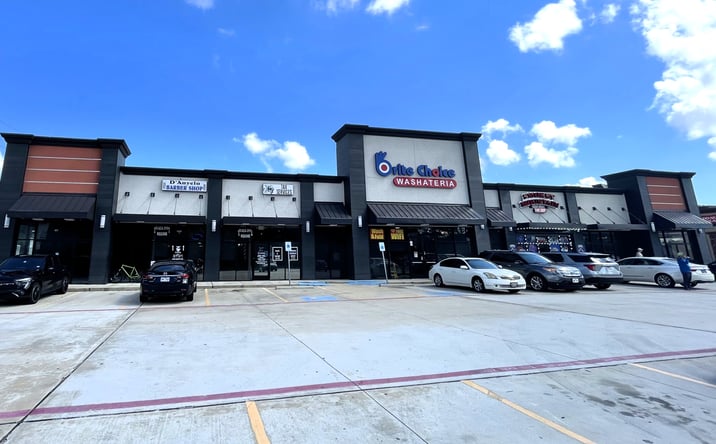 Pictures of Retail, Office, Restaurant property located at 23816 Aldine Westfield Rd, Spring, TX 77373 for lease - image #1