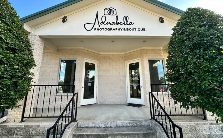 Pictures of Office, Retail property located at 1110 S Friendswood Dr, Friendswood, TX 77546 for lease - image #1