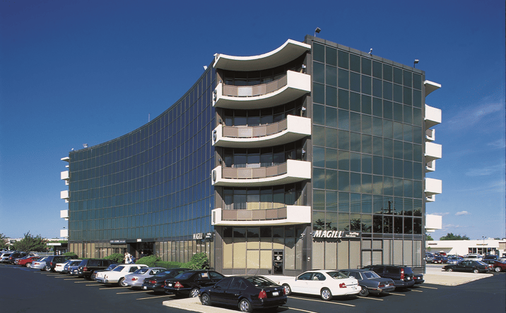 Pictures of Retail, Restaurant, Office property located at 3601 Hempstead Turnpike, Levittown, NY 11756 for lease - image #1