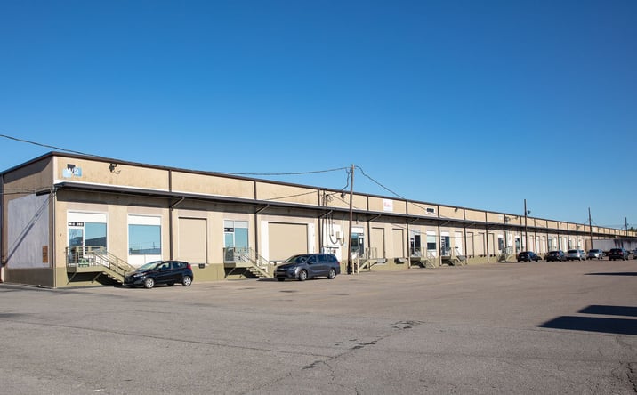 Pictures of Retail property located at 5600 Jefferson Hwy, Elmwood, LA 70123 for lease - image #1