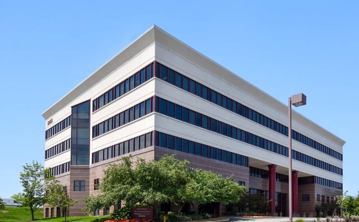 Pictures of Office property located at 12655 Olive Blvd, Creve Coeur, MO 63141 for lease - image #1