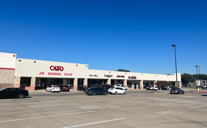 Pictures of Retail property located at 2400 Lands End Blvd., Fort Worth, TX 76116 for lease - image #1