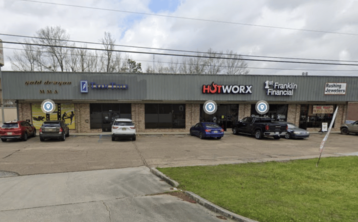 Pictures of Retail, Office property located at 421 Memorial Blvd, Picayune, MS 39466 for lease - image #1
