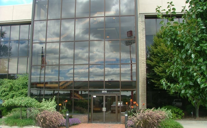 Pictures of Office property located at 3515 Massillon Rd, Uniontown, OH 44685 for lease - image #1