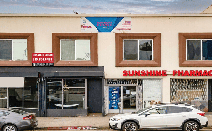 Pictures of Retail property located at 355 N Fairfax Ave, Los Angeles, CA 90036 for lease - image #1