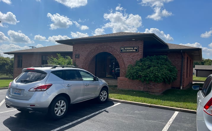 Pictures of Office property located at 8 Park Pl, Swansea, IL 62226 for lease - image #1